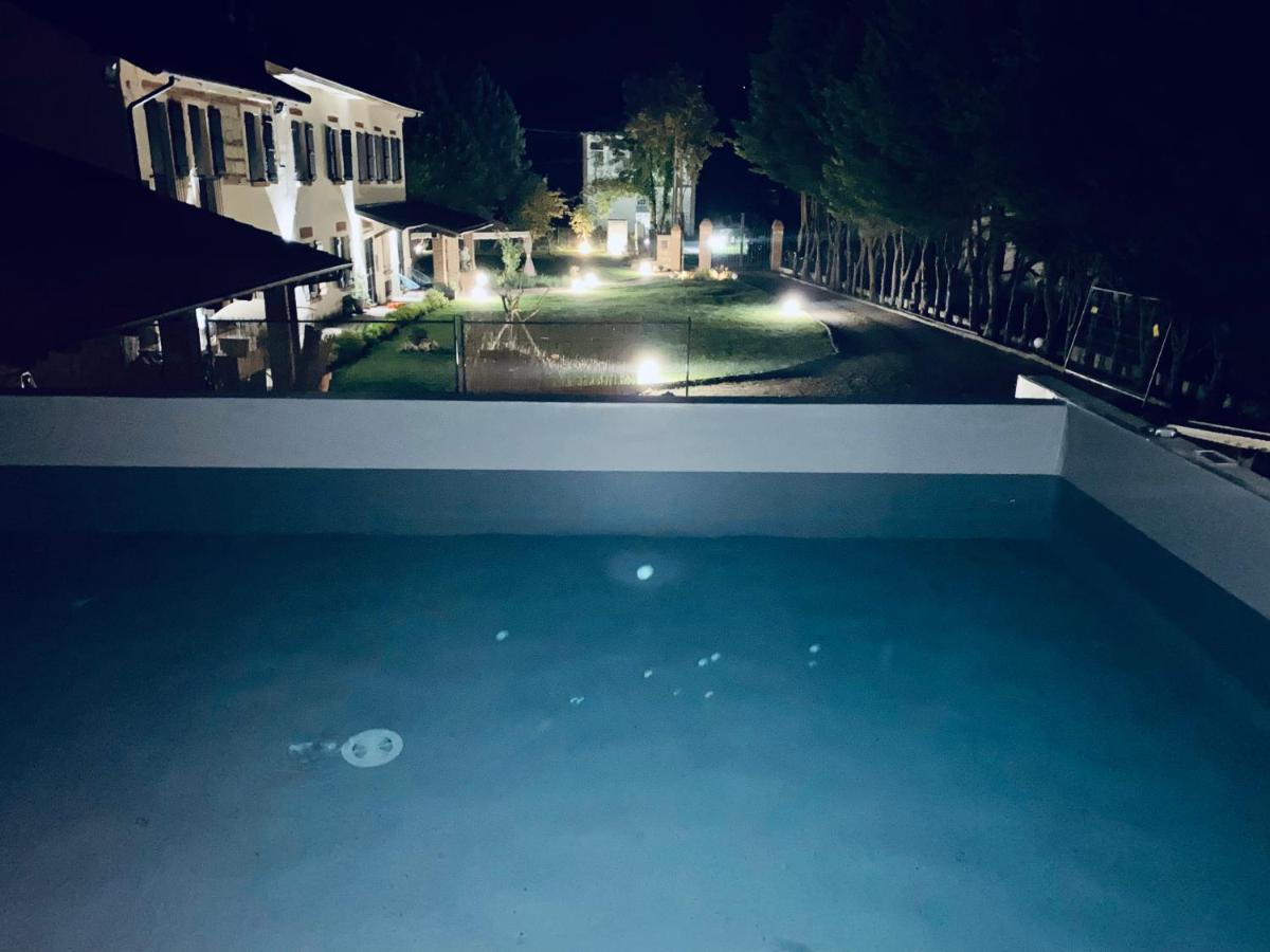 Calliano  Il Basin Bed & Breakfast エクステリア 写真