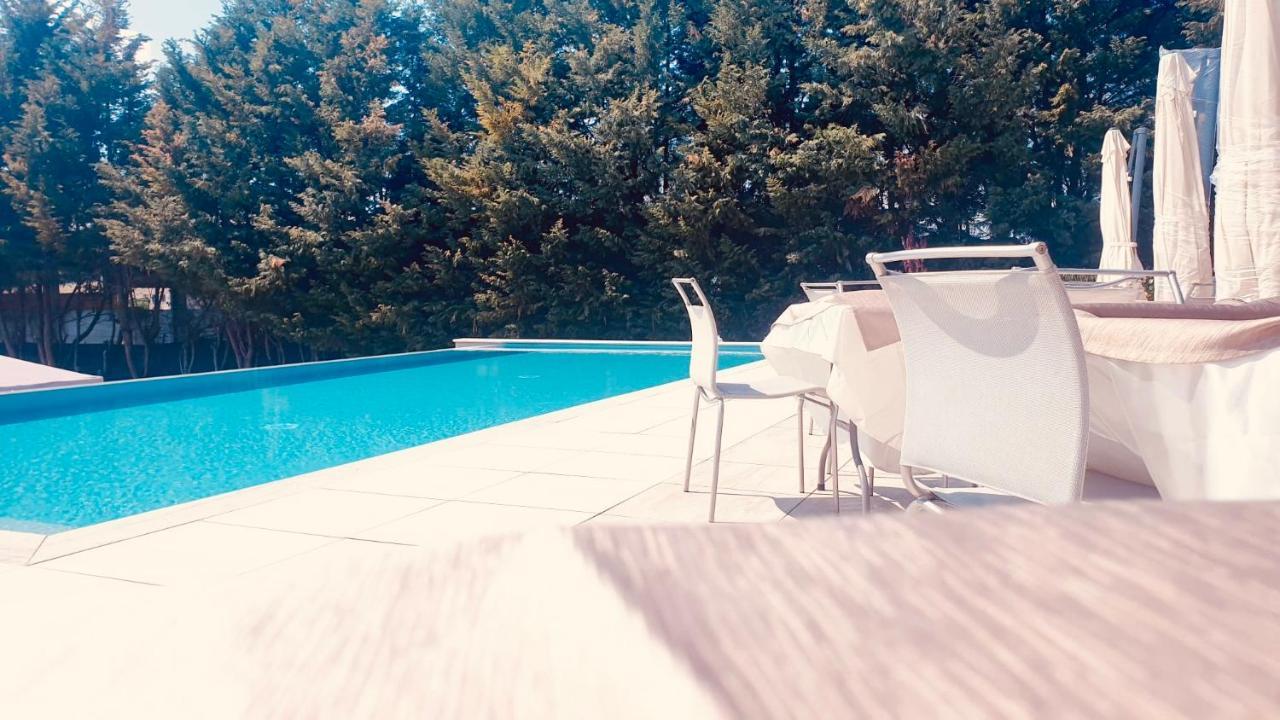 Calliano  Il Basin Bed & Breakfast エクステリア 写真